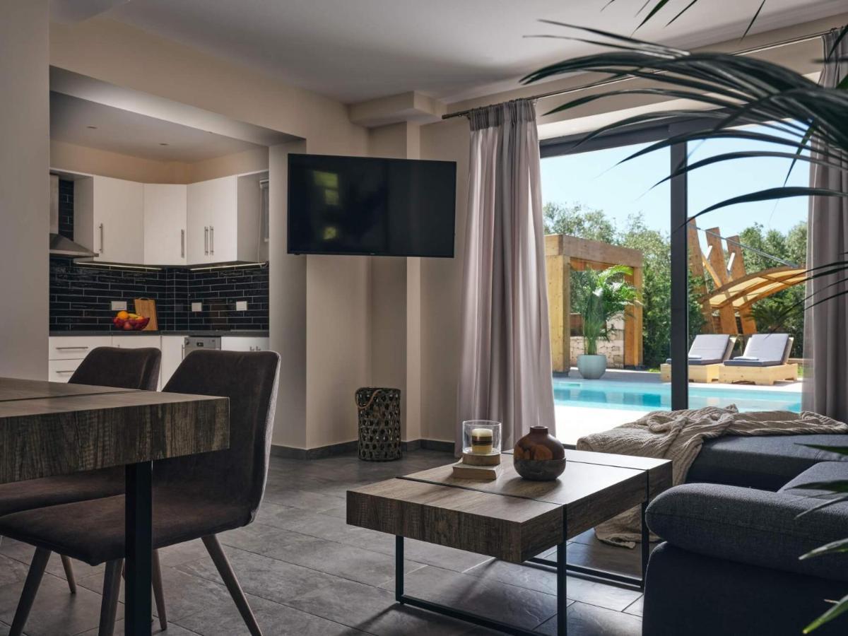 Errikos Family Villa Áyios Kírikos Exteriör bild