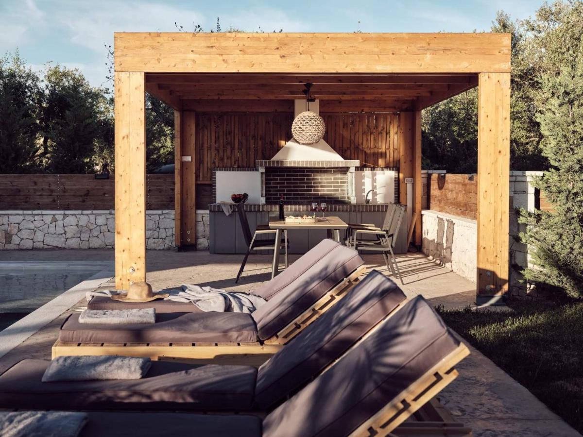 Errikos Family Villa Áyios Kírikos Exteriör bild